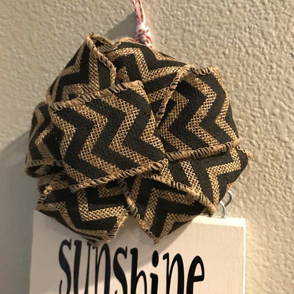 Welcoming in Summer Sign - Picture 2 of 3